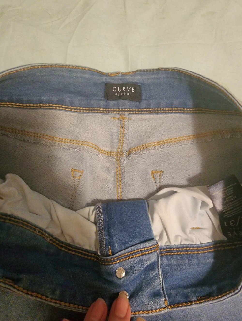 Super Stetchy Jean Shorts By Curve Appeal - Picture 3 of 8